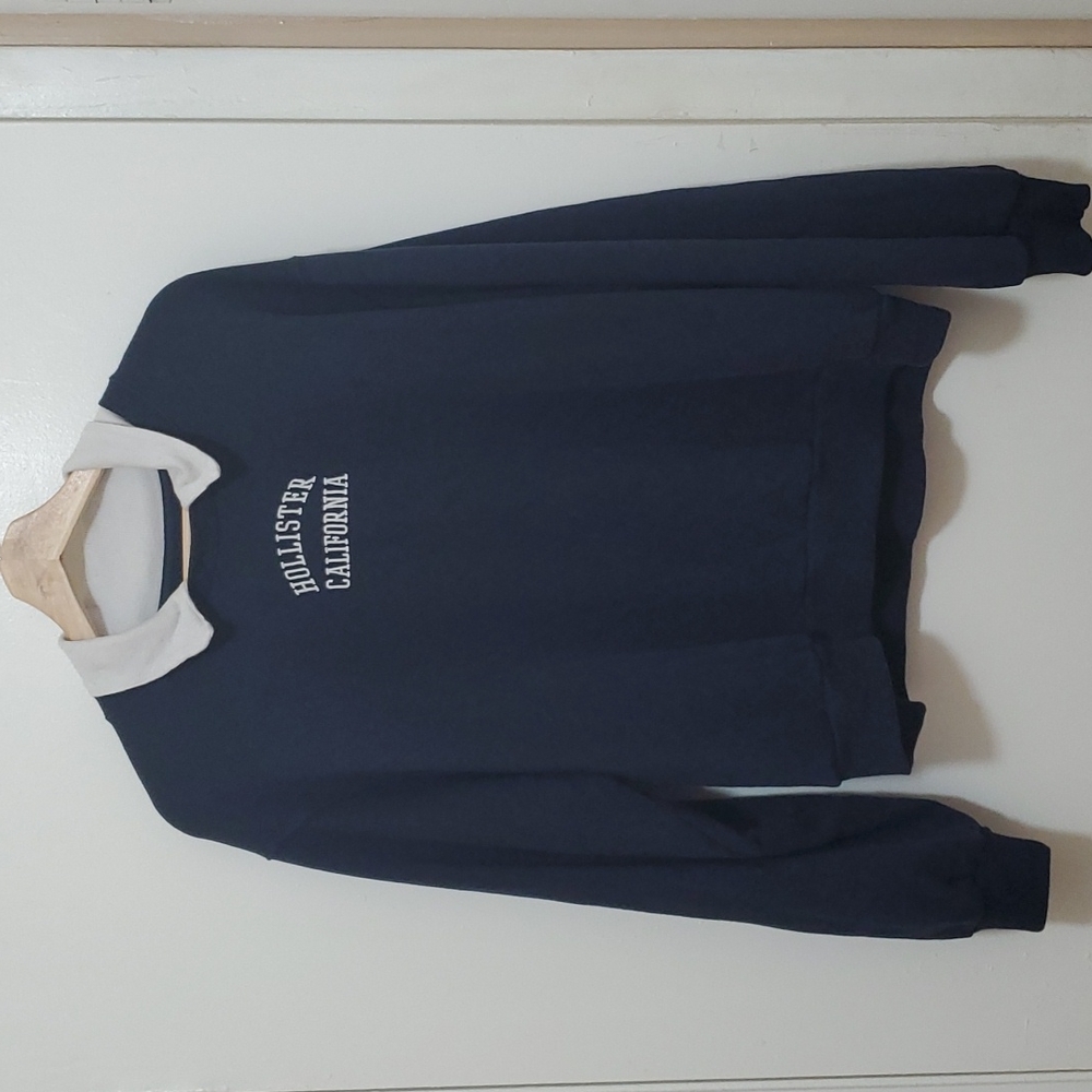 Hollister Sweatshirt
